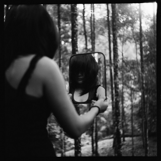 Girl in Mirror (3)